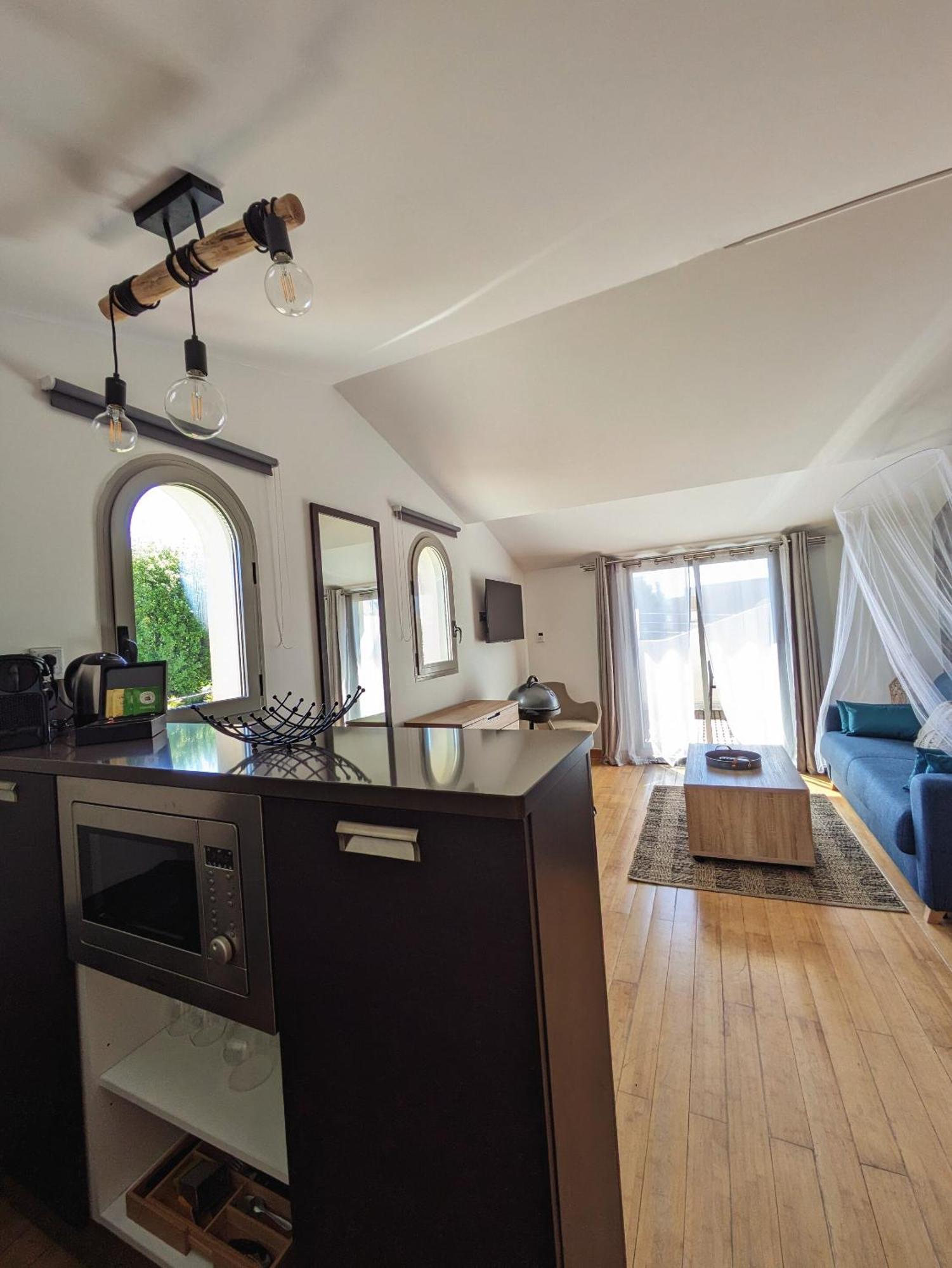Studio Dernier Etage Le Nid D'Amour - Sejour Romantique, Mandara Beach, Juan-Les-Pins Luaran gambar